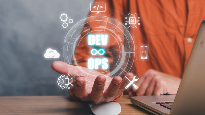 Erfahre, was DevOps bedeutet, warum es sich beruflich lohnt und wie du mit einem passenden DevOps Kurs den Einstieg findest – auch ohne jahrelange IT-Erfahrung.