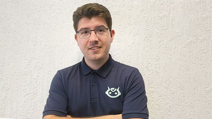Der ehemalige GFN-Teilnehmer Edin Huzejrovic (Weiterbildung IT-Administration) hat nach erfolgreichem Abschluss die huzit GmbH gegründet – ein IT-Dienstleistungsunternehmen.