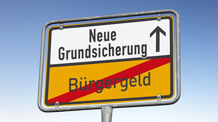 Ab 1. Juli 2026 soll das Bürgergeld zur neuen Grundsicherung werden. Aber was heißt das konkret? Hier erhältst du eine verständliche Einordnung: Was bleibt, was wird strenger, und worauf solltest du dich vorbereiten?