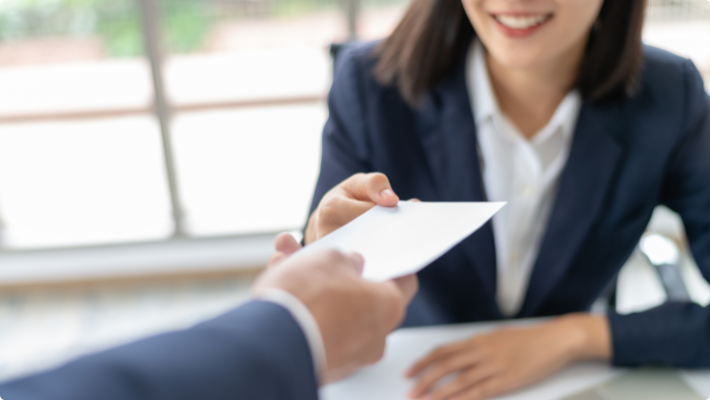 Mit der Genehmigung und Förderzusage deiner Arbeitsagentur bzw. deines Jobcenters kannst du deine Wunsch-Weiterbildung bzw. -Umschulung starten.
