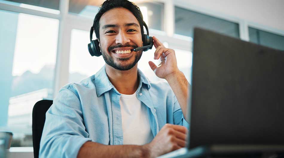 CompTIA-Zertifizierungen sind besonders wertvoll, weil sie sich an realen Anforderungen im Berufsalltag orientieren und international gültig sind. Sie helfen dir, fundiertes Wissen nachzuweisen – egal ob du neu in der IT bist oder dich beruflich weiterentwickeln möchtest.