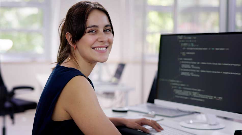 Mit einer Weiterbildung im Bereich der Webentwicklung investierst du in deine Zukunft als Web Developer bzw. Webentwickler:in.